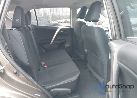 2015 Toyota Rav4 Xle z USA, uszkodzony, nr VIN 2T3RFREV0FW248199